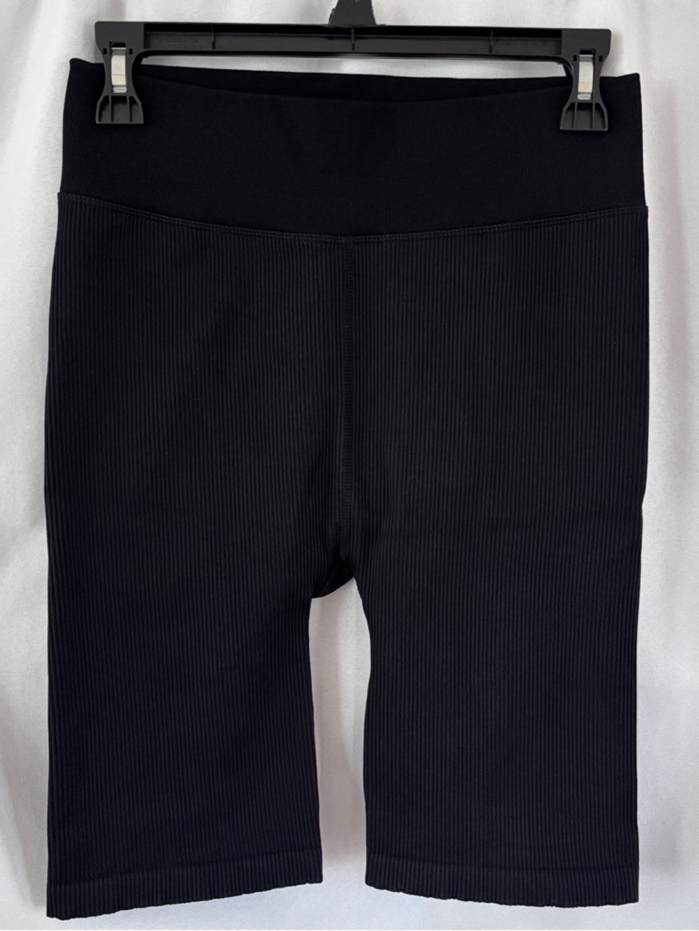 Calvin Klein Black Ribbed High-Waist Shorts ~ Size Large ~ Biking, Workout, Gym